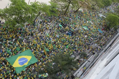 Imagem ilustrativa da imagem Manifestação de apoio a Bolsonaro é realizada em Niterói