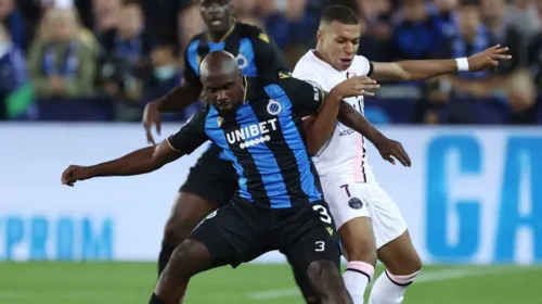 Imagem ilustrativa da imagem PSG passa sufoco diante do Brugge e empata na estreia do trio de craques