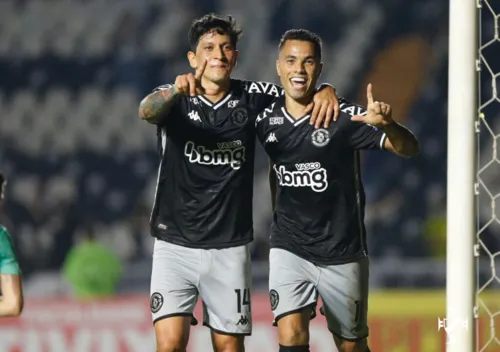 Imagem ilustrativa da imagem Em São Januário, Vasco vence Goiás e volta a sonhar com acesso