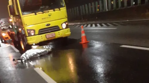 Imagem ilustrativa da imagem Homem morre após cair de moto na Ponte Rio-Niterói