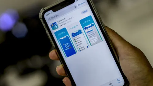Imagem ilustrativa da imagem Caixa oferece crédito de R$ 300 a R$ 1 mil direto pelo aplicativo