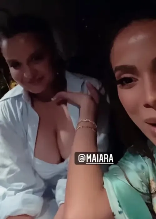 Imagem ilustrativa da imagem Solteira, Maiara faz apresentação e curte noite com Anitta nos Estados Unidos