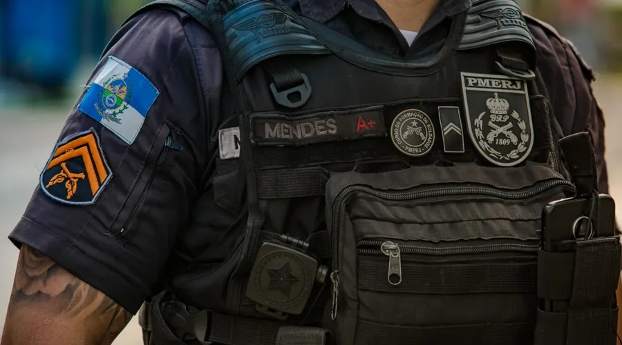 Imagem ilustrativa da imagem Governo do Rio divulga regras sobre  câmeras em uniformes policiais