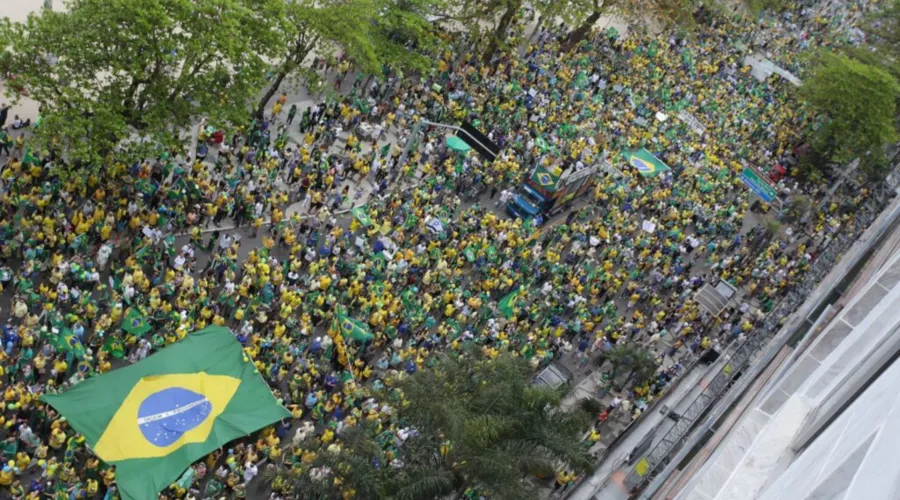 Imagem ilustrativa da imagem Manifestação de apoio a Bolsonaro é realizada em Niterói