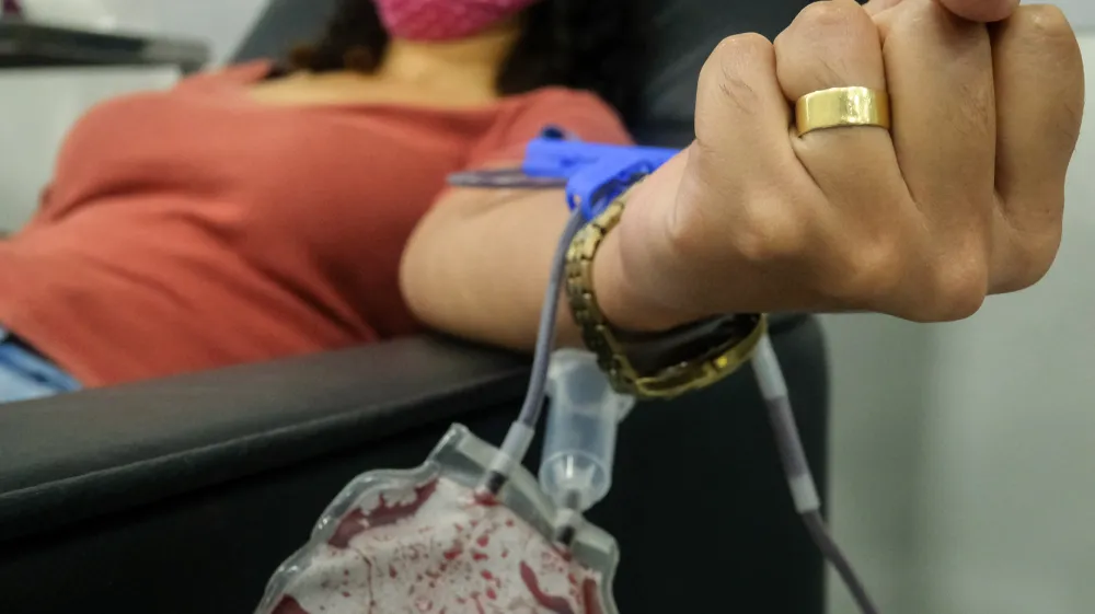Imagem ilustrativa da imagem Outubro Rosa: Centro de Oncologia realiza coleta de sangue em São Gonçalo