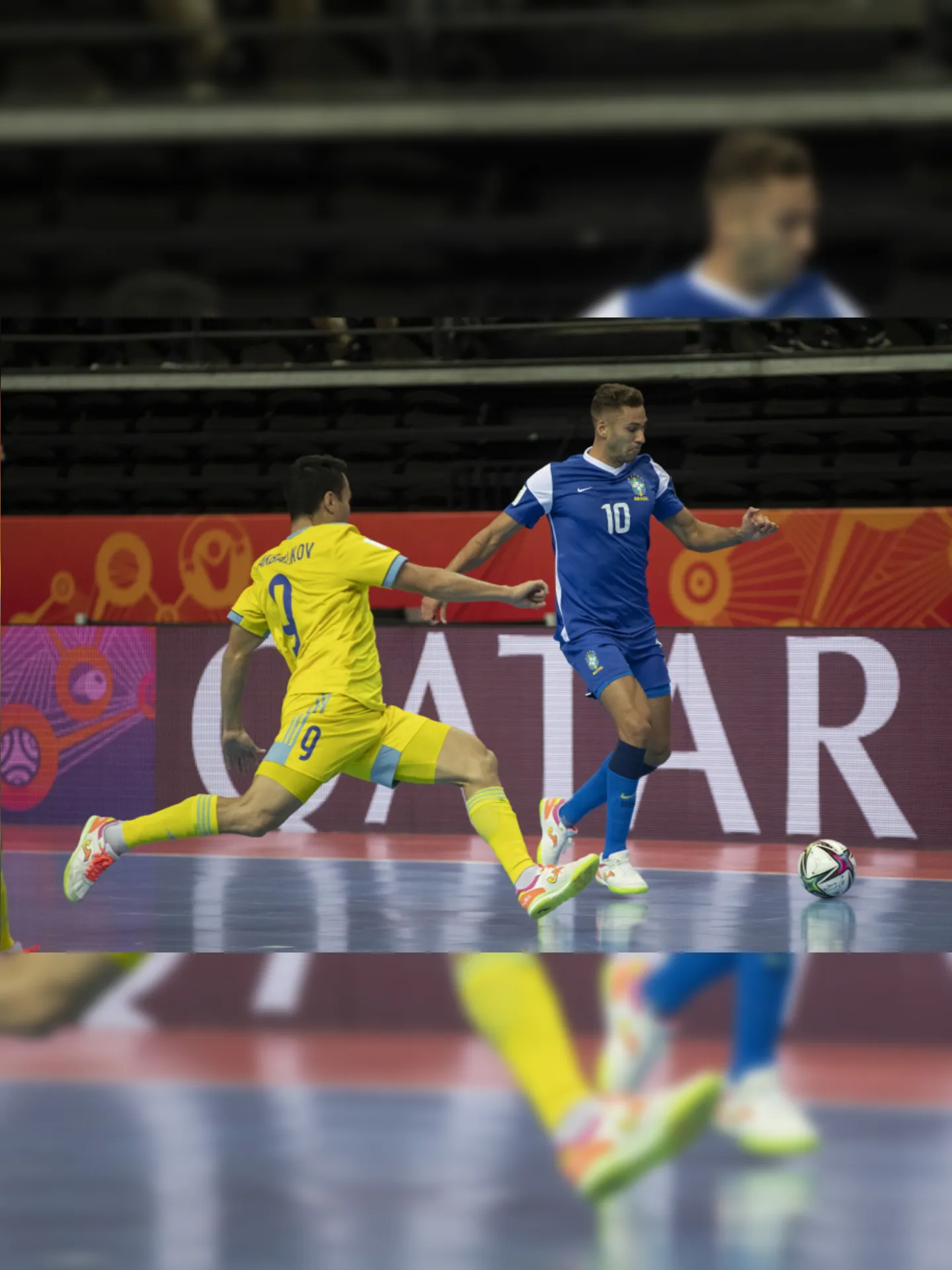 Imagem ilustrativa da imagem Brasil vence Cazaquistão e garante 3º lugar na Copa do Mundo de futsal