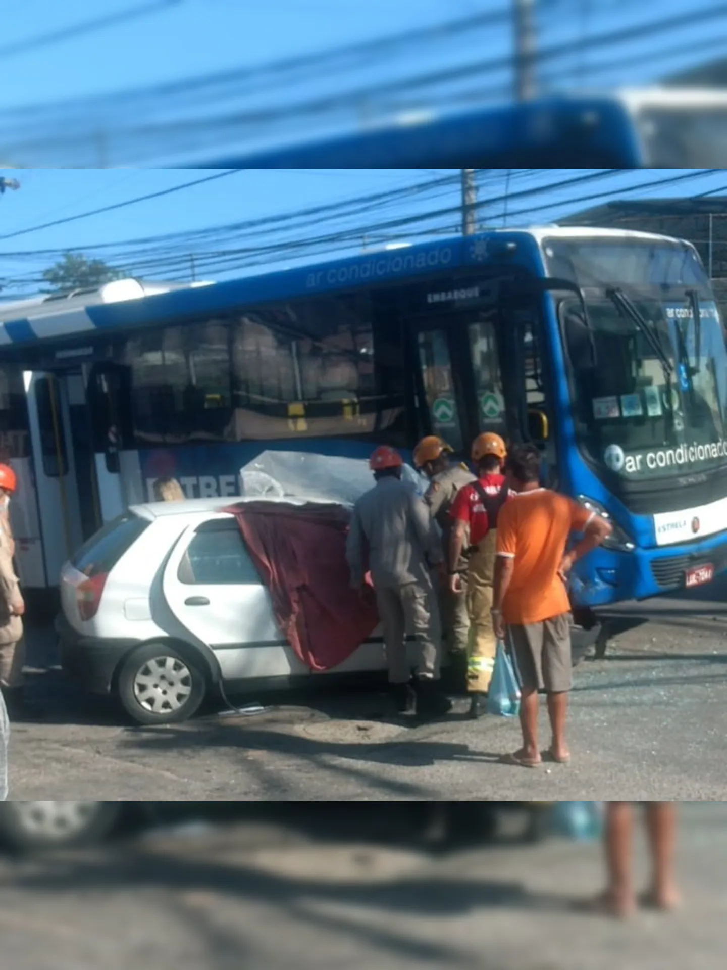 Imagem ilustrativa da imagem Morte em acidente com ônibus em São Gonçalo