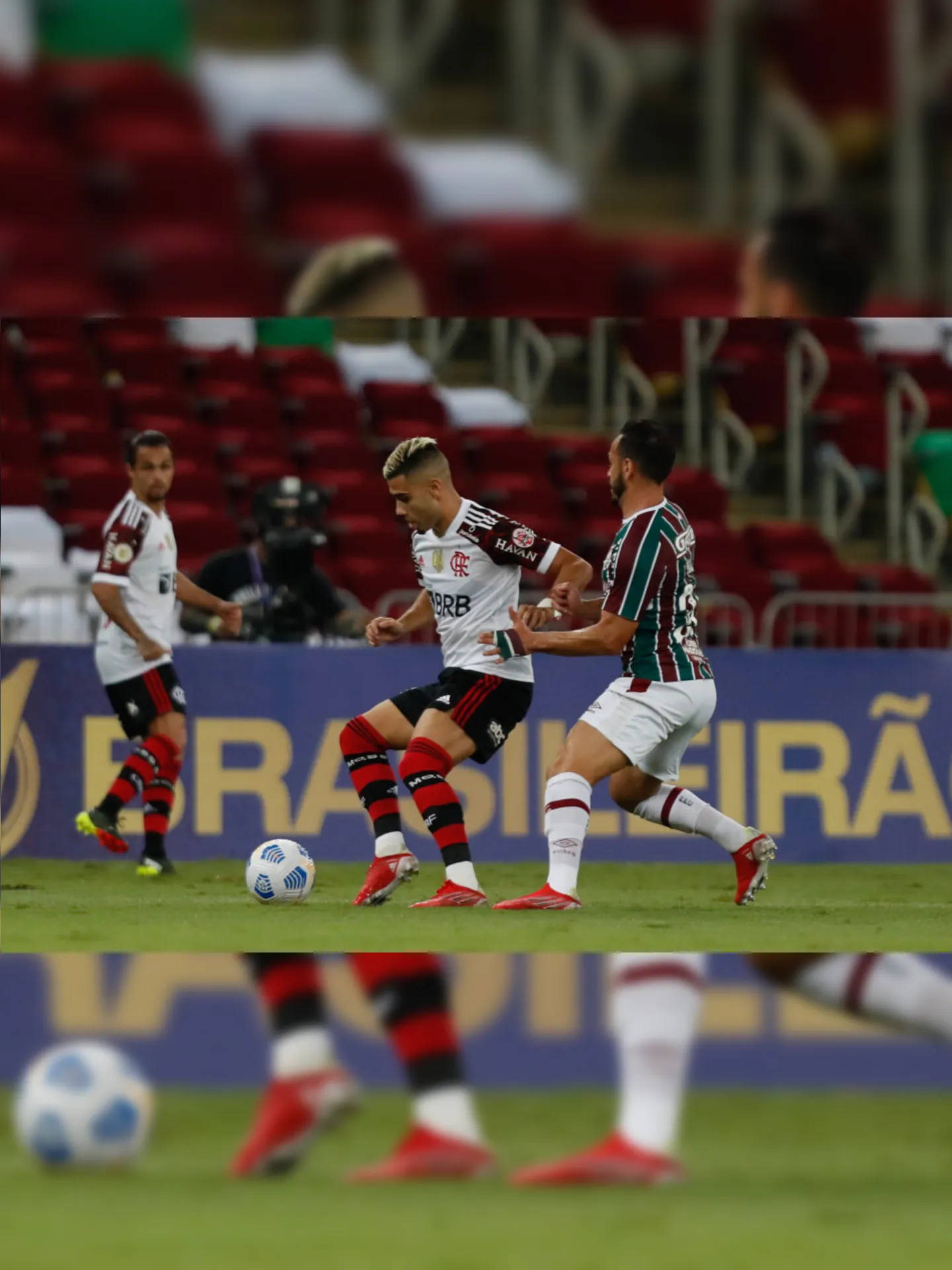 Imagem ilustrativa da imagem Flamengo perde para o Fluminense por 3 a 1 durante 28ª rodada do Brasileirão
