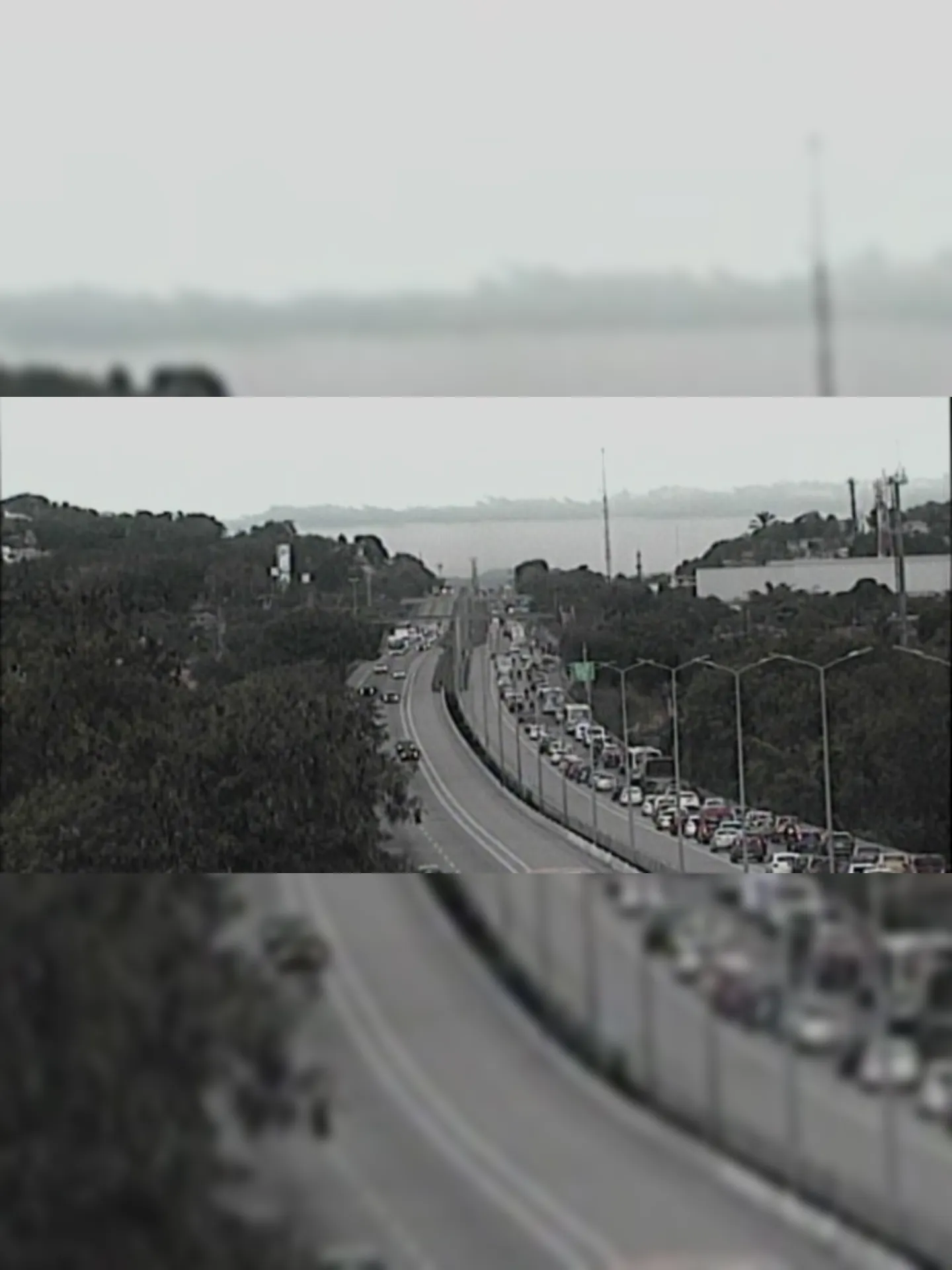 Imagem ilustrativa da imagem Volta do feriadão já registra trânsito lento em Niterói e região