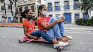 Imagem ilustrativa da imagem Criançada se diverte no Domingo na Praça Especial em Itaboraí