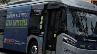 Imagem ilustrativa da imagem Niterói pede opinião do público sobre adotar ônibus elétrico