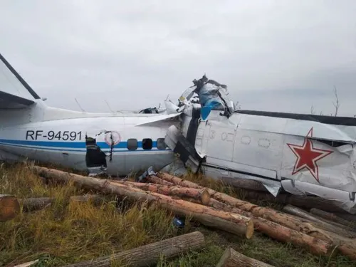 Imagem ilustrativa da imagem Avião cai e mata 16 paraquedistas no Tartaristão, na Rússia