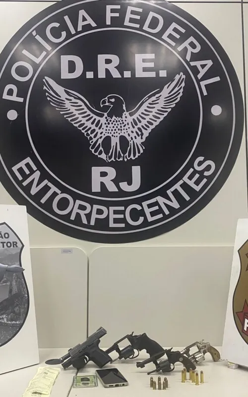 Imagem ilustrativa da imagem PF prende mulher transportando armas na Rodoviária do Rio