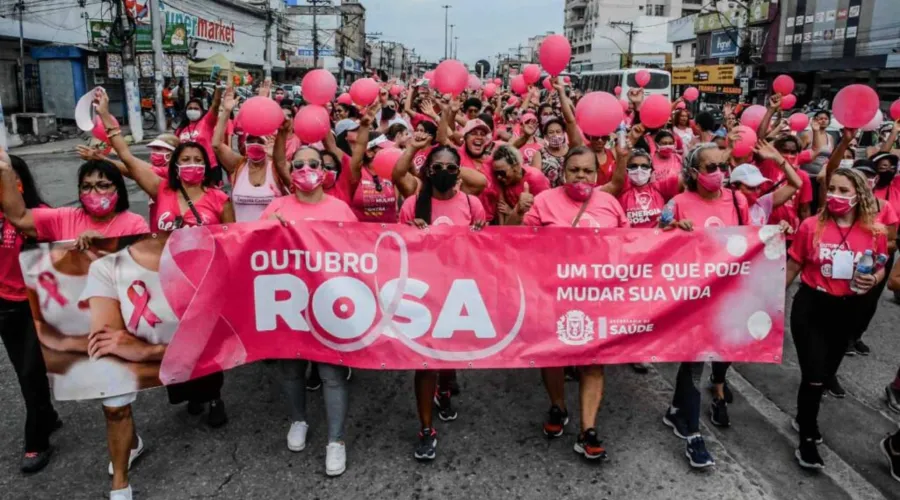 Imagem ilustrativa da imagem Caminhada Rosa alerta para prevenção ao câncer de mama em Itaboraí