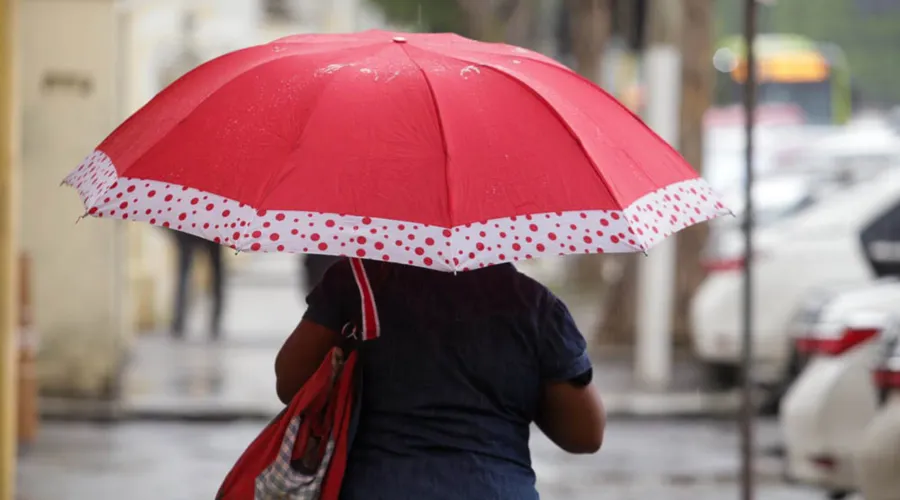 Imagem ilustrativa da imagem Após forte chuva, Niterói segue em estágio de atenção