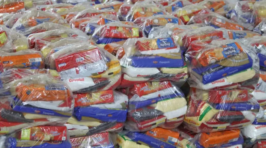 Imagem ilustrativa da imagem São Gonçalo distribui kits de alimentação para alunos a partir desta quarta