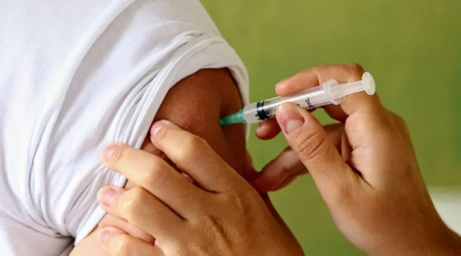 Imagem ilustrativa da imagem Ministério do Trabalho proíbe demissão de  não vacinados