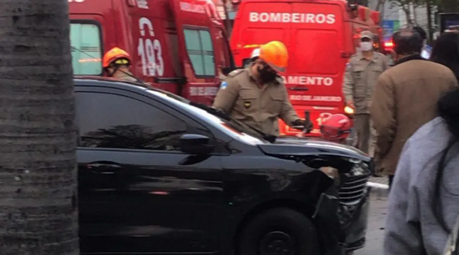 Imagem ilustrativa da imagem Acidente provoca lentidão no trânsito do Centro de Niterói nesta quarta