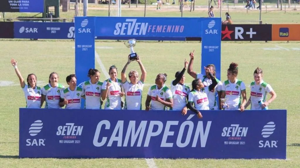 Imagem ilustrativa da imagem Seleção feminina de rugby vence o Sul-Americano e está garantida na Copa do Mundo