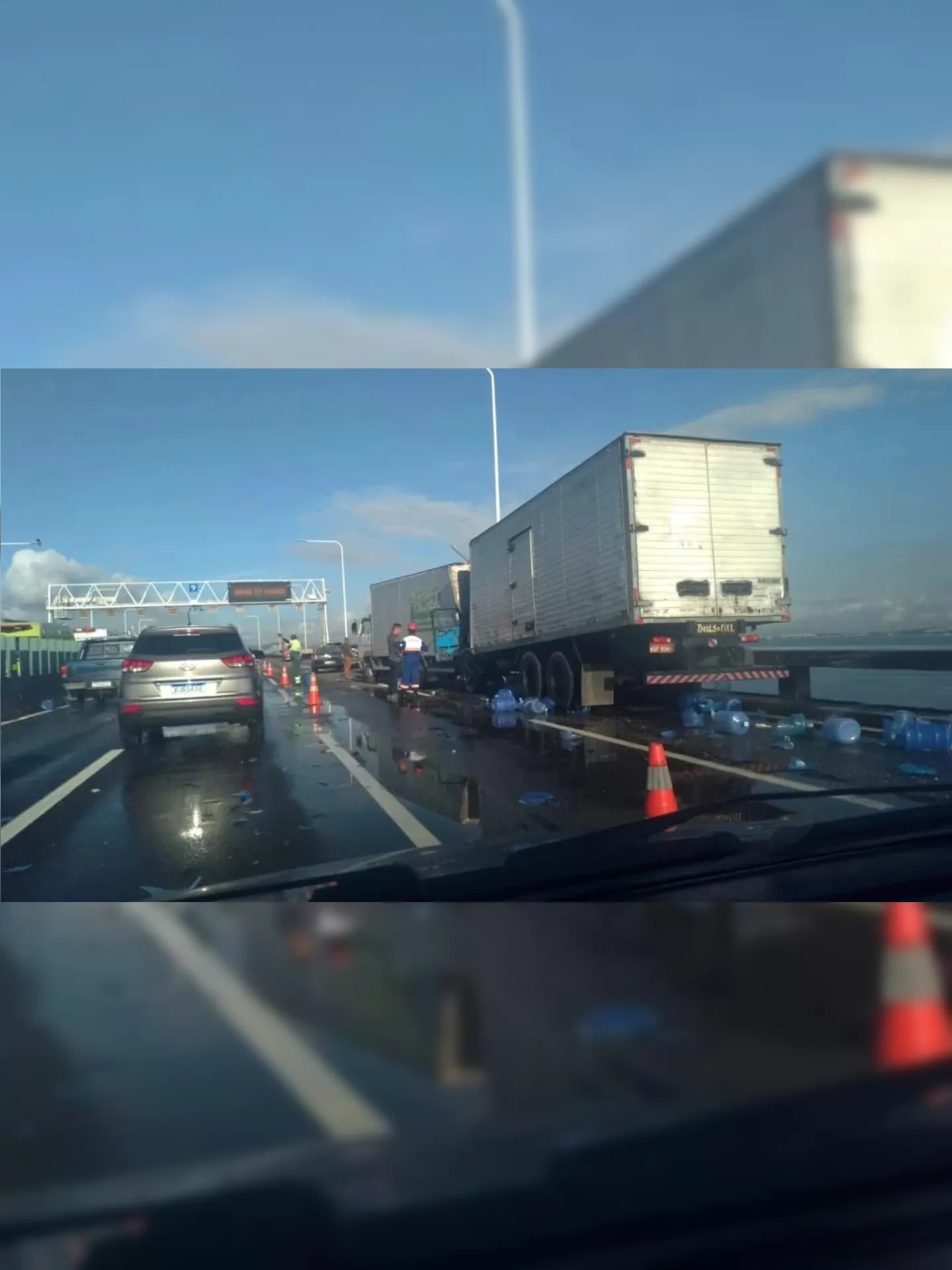Imagem ilustrativa da imagem Engavetamento entre carros e caminhões na Ponte Rio-Niterói
