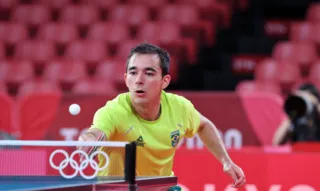 Imagem ilustrativa da imagem Hugo Calderano disputa vaga na semi e medalha inédita no tênis de mesa