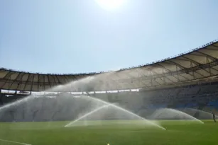 Imagem ilustrativa da imagem Flamengo recebe o Ceará para evitar título antecipado de concorrente no Brasileirão