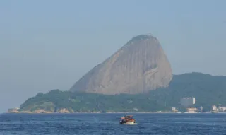 Imagem ilustrativa da imagem Poluição da Baía de Guababara e das lagoas de Niterói monitoradas por barco autônomo da UFF