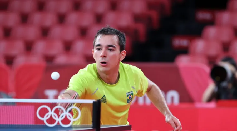 Imagem ilustrativa da imagem Hugo Calderano disputa vaga na semi e medalha inédita no tênis de mesa