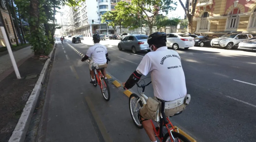 Imagem ilustrativa da imagem Guarda Municipal adere à bicicleta para fiscalizar ciclovias em Niterói