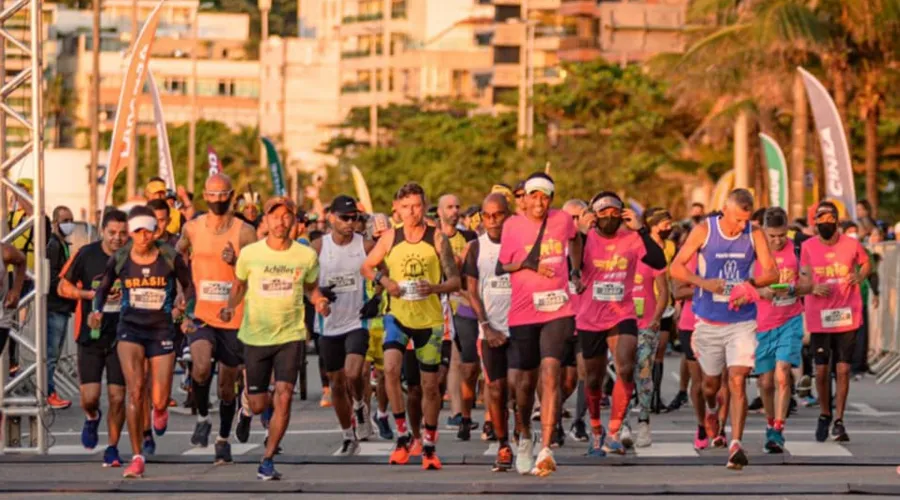 Imagem ilustrativa da imagem Maratona com provas de corridas na rua agita feriadão no Rio de Janeiro