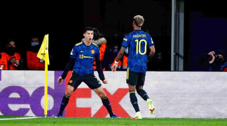 Imagem ilustrativa da imagem United desperta no fim e Cristiano Ronaldo decide novamente na Champions League