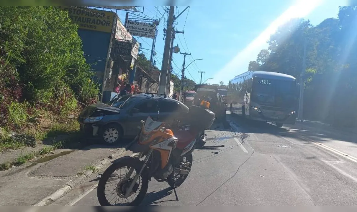 Imagem ilustrativa da imagem Acidente entre carros deixa mulher ferida na Zona Sul de Niterói