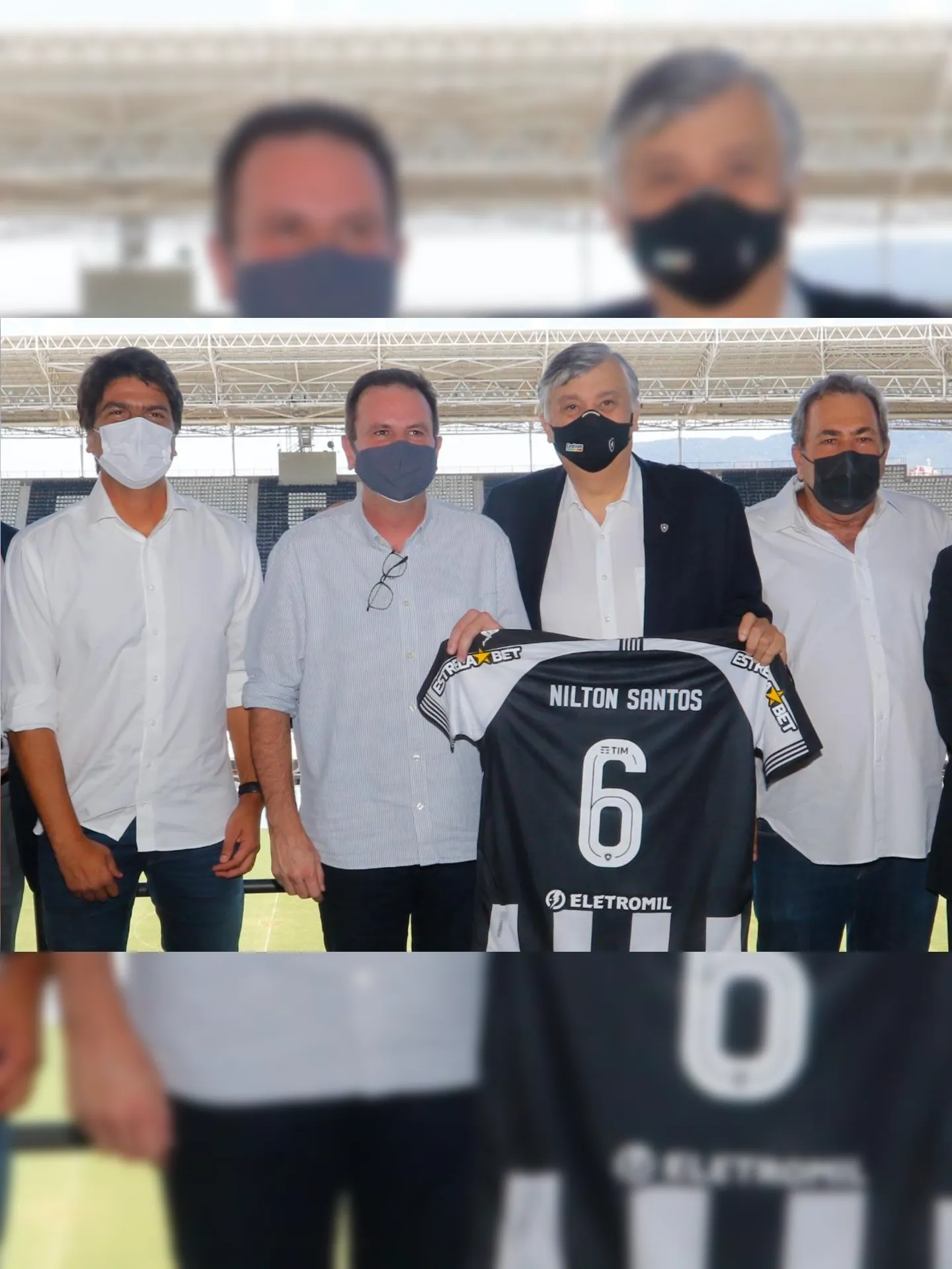 Imagem ilustrativa da imagem Com concessão renovada, Botafogo deve 'vender nome' de estádio por valor milionário