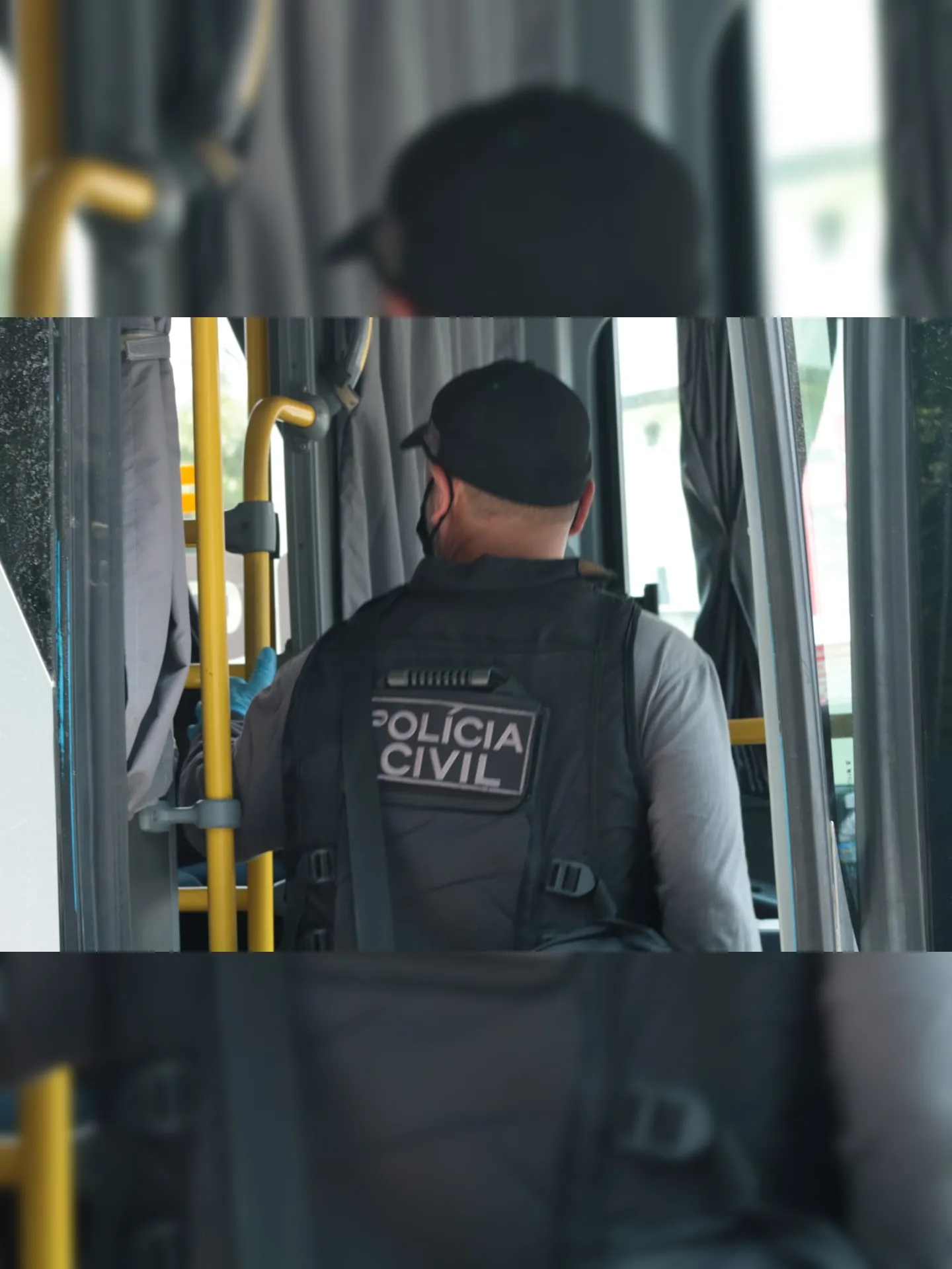 Imagem ilustrativa da imagem Polícia analisa câmeras após assalto a ônibus em São Gonçalo