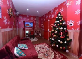 Imagem ilustrativa da imagem Casa Mágica do Noel oferece grande experiência para crianças e adultos, em Maricá