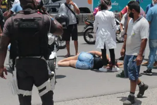 Imagem ilustrativa da imagem Acidente com moto deixa mulher ferida na RJ-104, em São Gonçalo