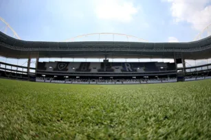 Imagem ilustrativa da imagem Botafogo se aproxima de renovar concessão do Nilton Santos por 20 anos