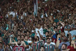 Imagem ilustrativa da imagem Fluminense recebe a Chapecoense sonhando com vaga direta na Libertadores