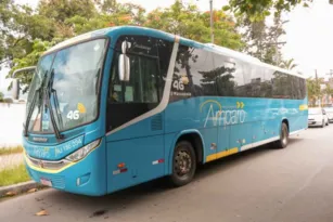 Imagem ilustrativa da imagem Roubo a ônibus acaba com suspeito baleado pela polícia em SG