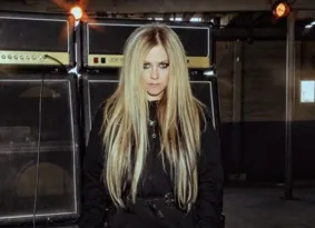 Imagem ilustrativa da imagem Sunset? Rock in Rio decepciona e deixa Avril Lavigne como figurante no evento