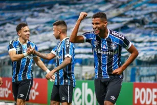 Imagem ilustrativa da imagem Vasco anuncia contratação de meia do Grêmio e chega a seis reforços para 2022