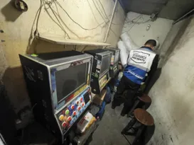 Imagem ilustrativa da imagem Ações da PM contra jogos de azar terminam com dois detidos em Niterói