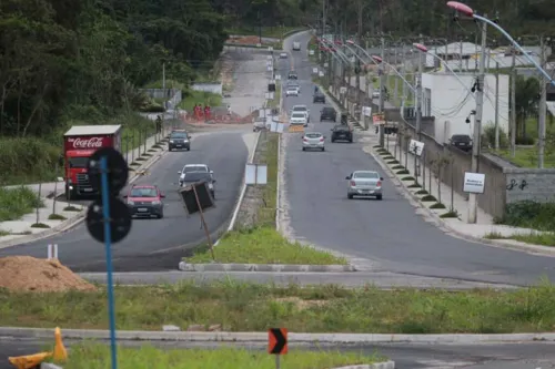 Obras na Estrada dos Cajueiros em Maricá - Alex Ramos - Enfoco