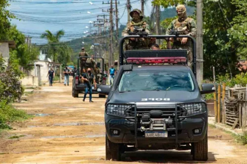 Imagem ilustrativa da imagem MP analisa passos do Bope em dia de perícia no Salgueiro, em SG