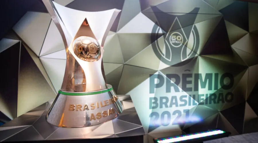 Imagem ilustrativa da imagem Com Hulk como craque, Atlético Mineiro domina seleção do Prêmio Brasileirão 2021