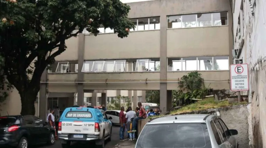 Imagem ilustrativa da imagem Funcionários de hospital em Niterói cobram melhorias e resumem momento: 'indignação'