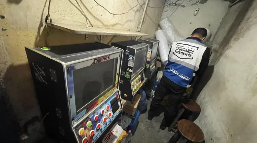 Imagem ilustrativa da imagem Ações da PM contra jogos de azar terminam com dois detidos em Niterói