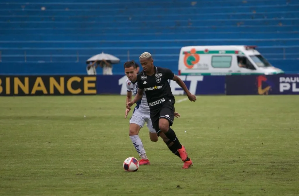 Imagem ilustrativa da imagem Copinha: em jogo movimentado, Botafogo elimina o São José-RS nos pênaltis