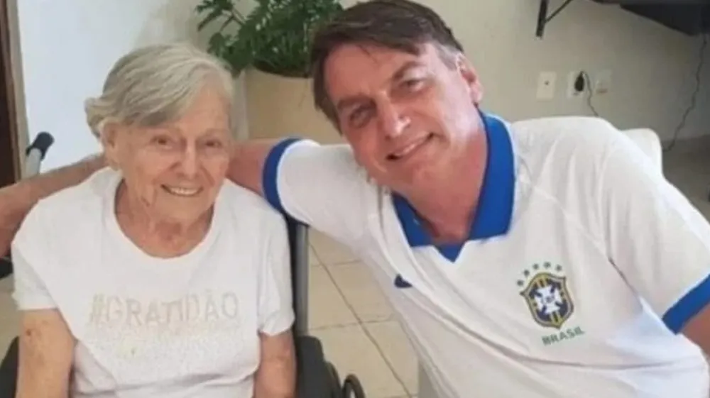Imagem ilustrativa da imagem Morre, aos 94 anos, mãe do presidente Jair Bolsonaro