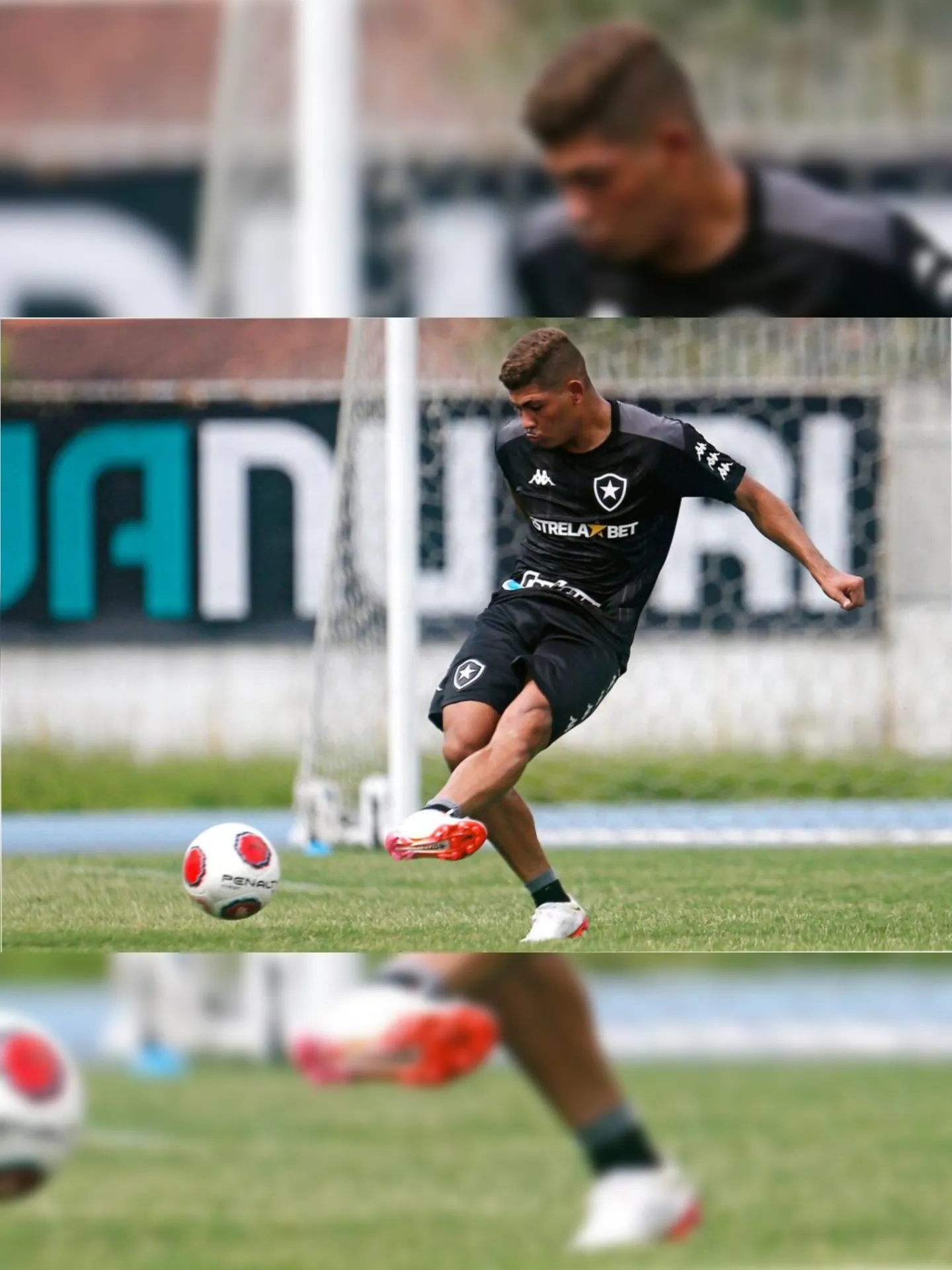 Imagem ilustrativa da imagem Botafogo anuncia chegada de aposta enquanto sonha com dois atacantes de peso para 2022